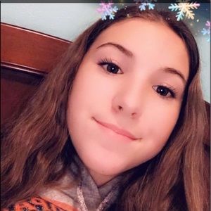 Meet your Posher, Olivia